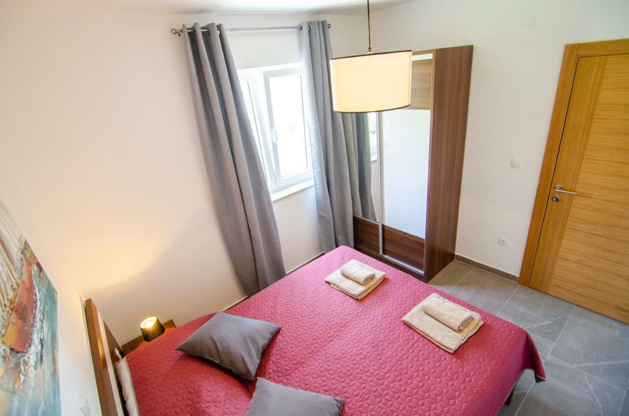 Apartments Sara 2 โบล ภายนอก รูปภาพ