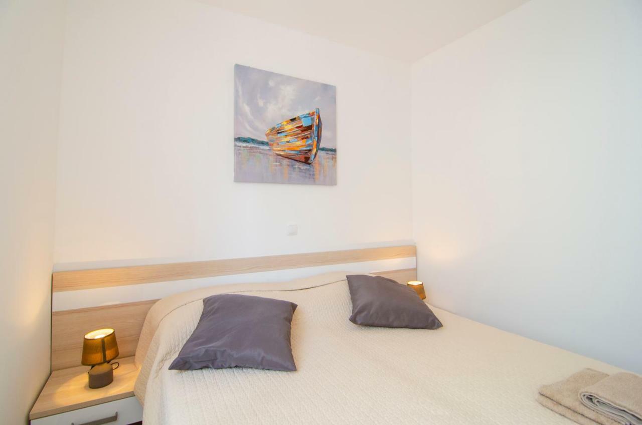 Apartments Sara 2 โบล ภายนอก รูปภาพ