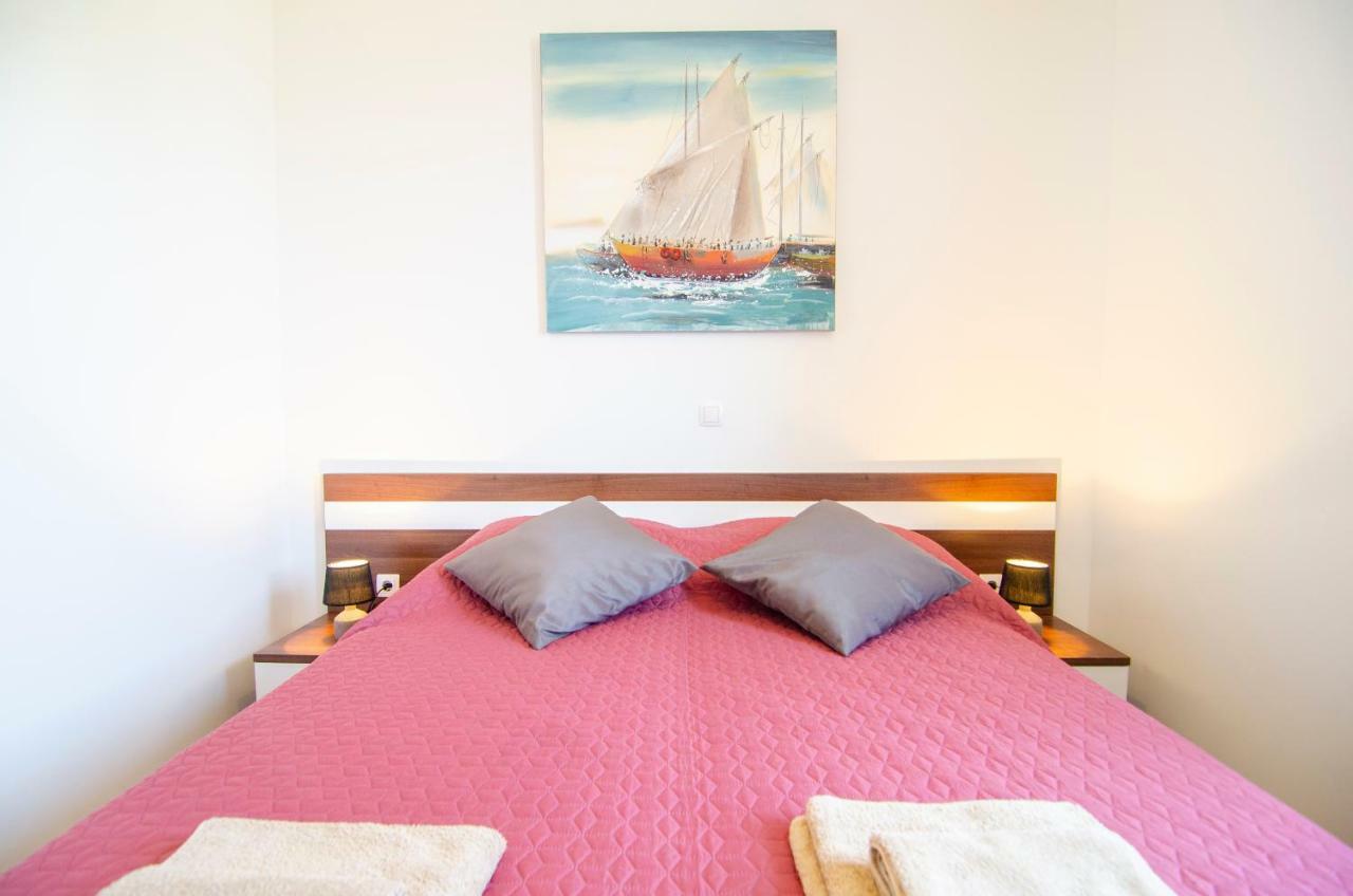 Apartments Sara 2 โบล ภายนอก รูปภาพ