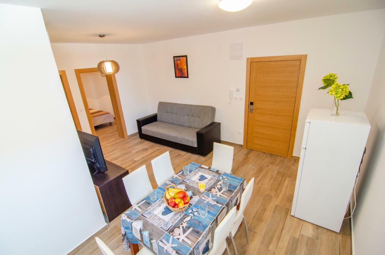 Apartments Sara 2 โบล ภายนอก รูปภาพ