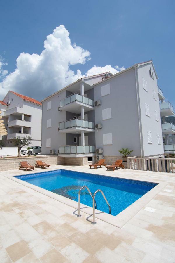 Apartments Sara 2 โบล ภายนอก รูปภาพ