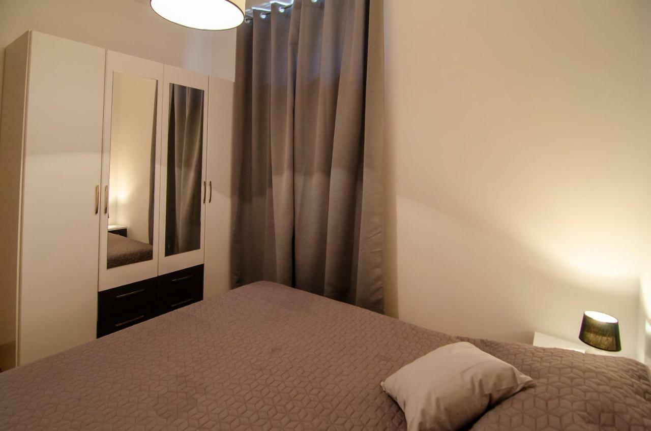 Apartments Sara 2 โบล ภายนอก รูปภาพ