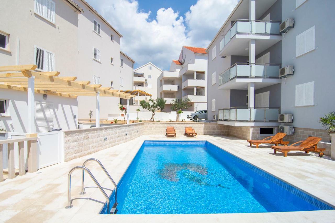 Apartments Sara 2 โบล ภายนอก รูปภาพ
